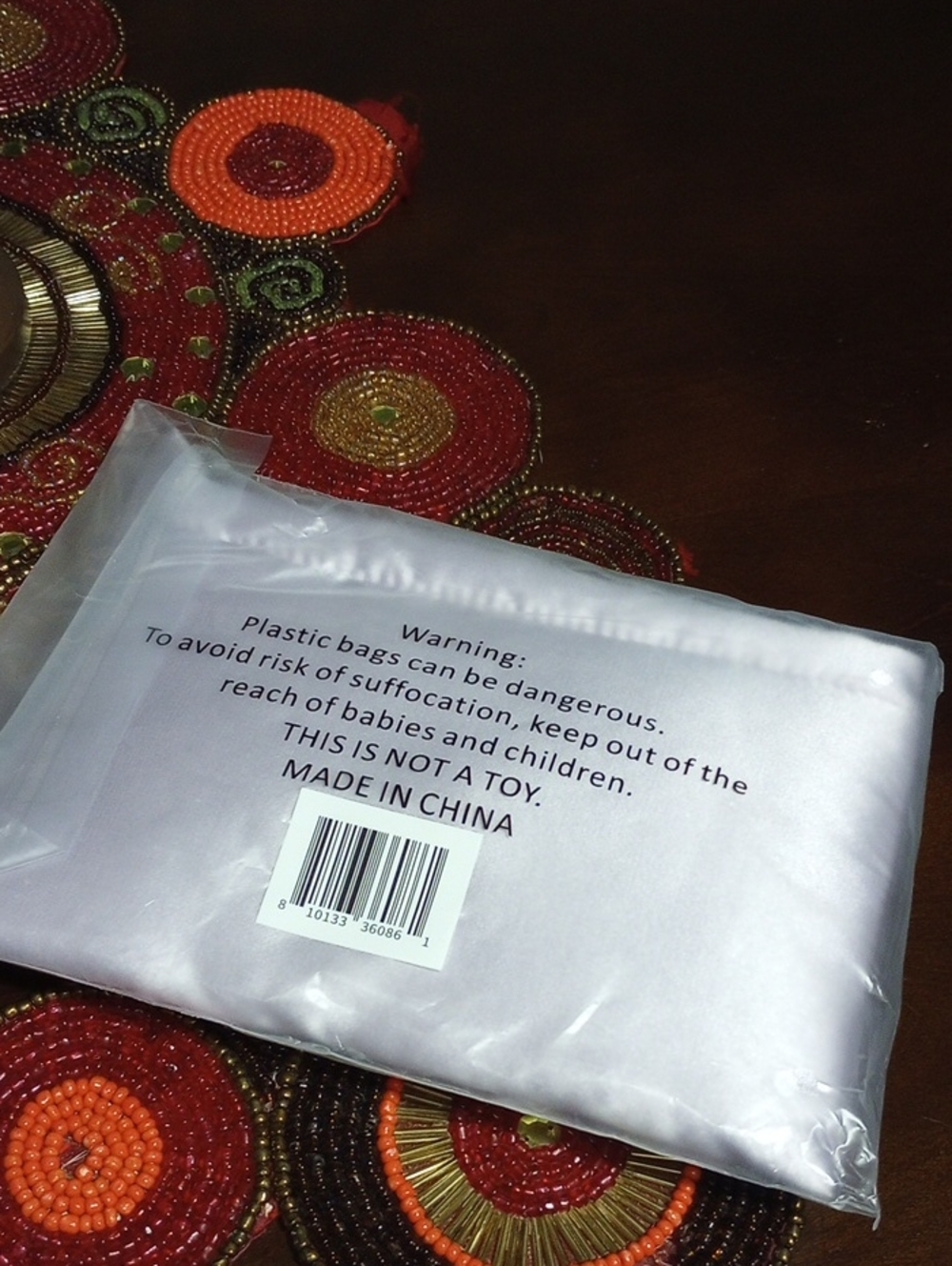 Kate Spade Eye Mask w/Pouch Set - Picture 7 of 7